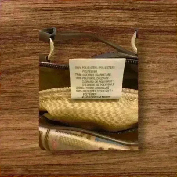 Liz Claiborne purse. - Picture 4 of 4